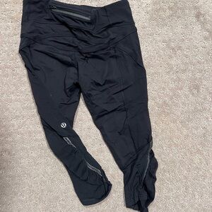 Under knee lulu leggings